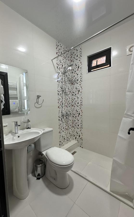 Bina N28 Hotel Kutaiszi Kültér fotó