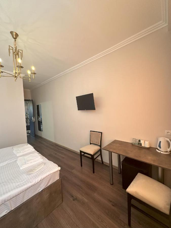 Bina N28 Hotel Kutaiszi Kültér fotó