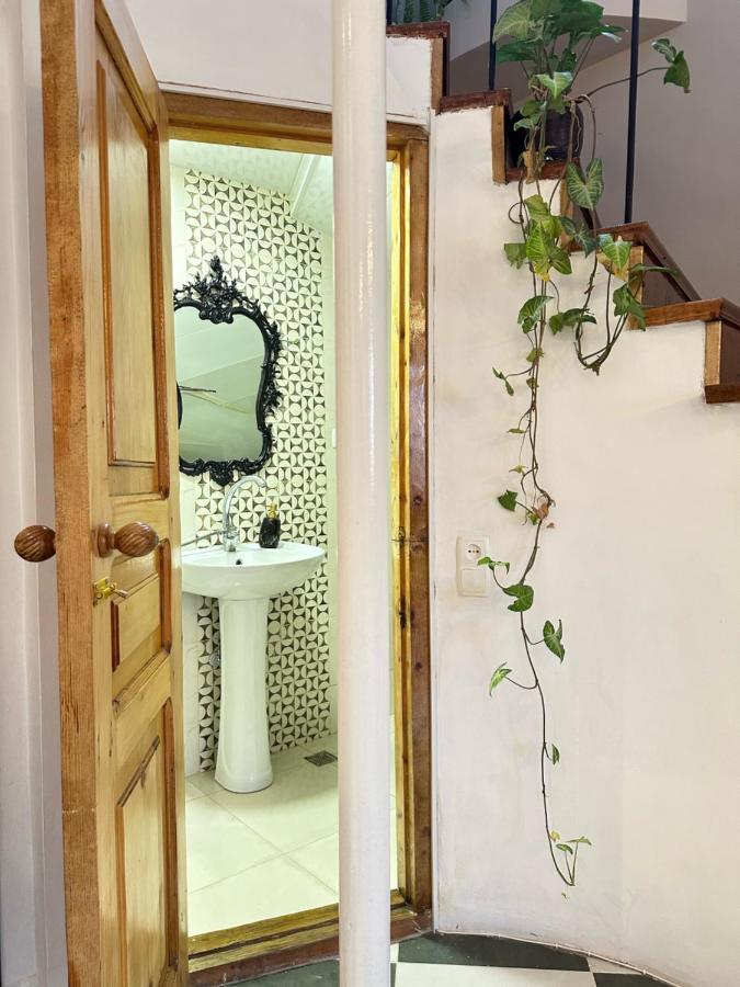 Bina N28 Hotel Kutaiszi Kültér fotó